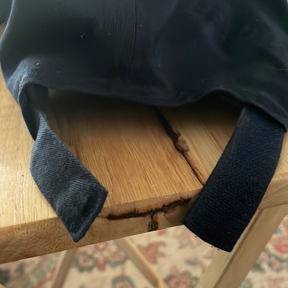 Youth Boston Red Sox navy. Red embroidered B trim in white. Official TeamMLB. - Picture 3 of 4